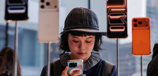 apple:-konzern-knackt-dank-iphone-17-erstmals-4billionen-dollar-marktwert