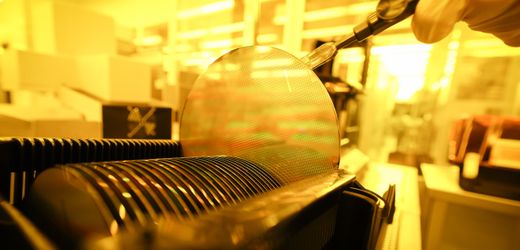 materialknappheit:-chipmangel-belastet-deutsche-industrie-zunehmend