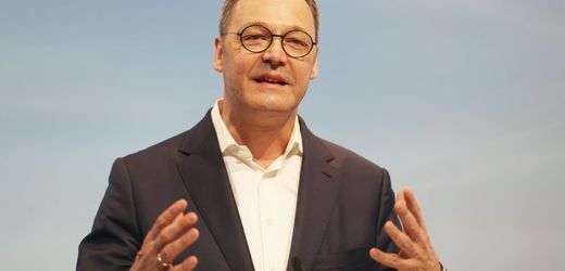 deutsche-bahn:-bernhard-osburg-ubernimmt-bei-db-cargo-von-sigrid-nikutta