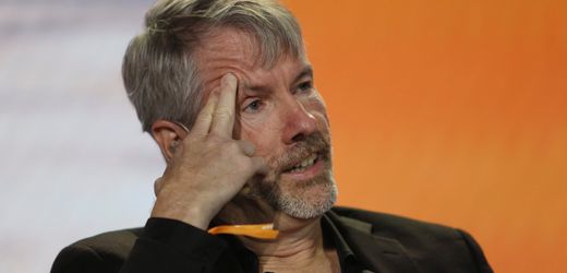 bitcoin-und-aktienkurse-auf-talfahrt:-borsennotierte-krypto-investoren-mussen-bestande-verkaufen