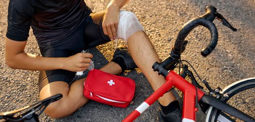 meinung:-fahrrad:-unfalle-beim-radfahren-–-welche-ausrustung-sie-dabei-haben-sollten