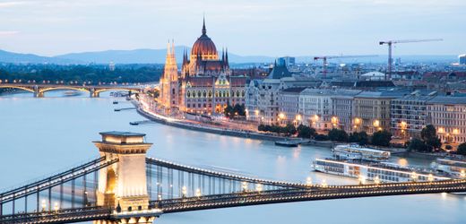 workation-in-budapest:-und-nach-der-arbeit-geht’s-ins-dampfende-bad