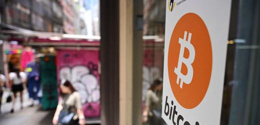 Bitcoin: Kryptowährung Bitcoin rutscht unter 76.000 Dollar