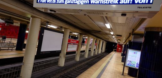 Warnstreiks bei Bus und Bahn legen Deutschland lahm