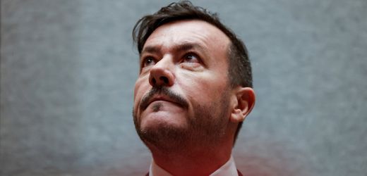 rene-benko:-signa-grunder-muss-700-millionen-euro-an-abu-dhabi-zahlen