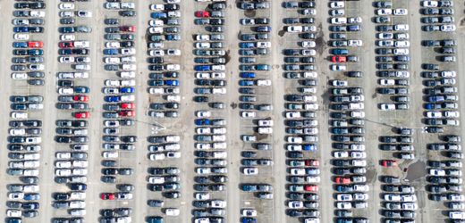 industrie-in-deutschland:-mehr-als-120.000-jobs-abgebaut,-autoindustrie-besonders-getroffen