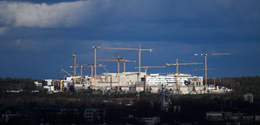 infineon:-neue-chipfabrik-in-dresden-eroffnet-fruher-als-geplant