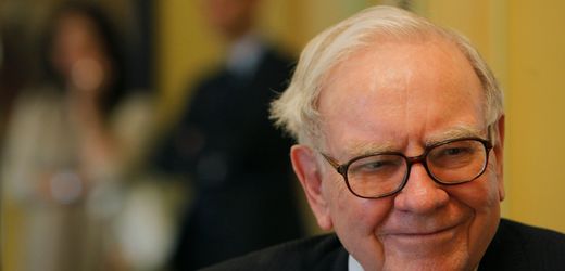 warren-buffett:-starinvestor-verabschiedet-sich-mit-gewinnruckgang-von-berkshire-chefposten