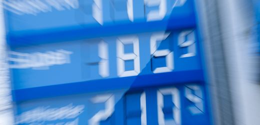 Benzin teuer: Tankrabatt füllt Taschen der Ölindustrie