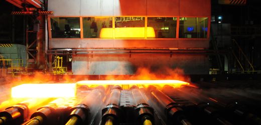 Industrieaufträge: Großaufträge bleiben aus, Experten zeigen sich geschockt