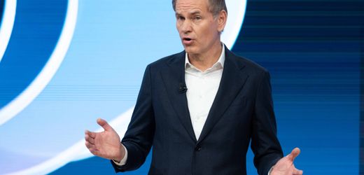 volkswagen-chef-oliver-blume-erhalt-millionenbonus-–-vergutung-sinkt-dennoch