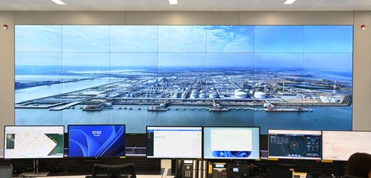 (m+)-basf:-mit-dem-neuen-werk-in-zhanjiang-bindet-basf-sein-schicksal-noch-starker-an-china