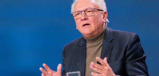 rheinmetall:-armin-papperger-vergleicht-ukrainische-drohnenbauer-mit-„hausfrauen“