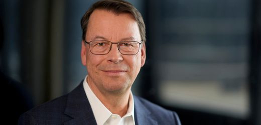 suss-microtec:-halbleiterausruster-erwartet-nach-rekordumsatz-„ubergangsjahr“-–-aktie-rutscht-ab