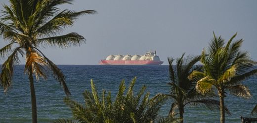 (m+)-hapag-lloyd,-tui-cruises-und-co.:-reeder-zwischen-hoffnung-und-vorsicht-bei-der-strase-von-hormus