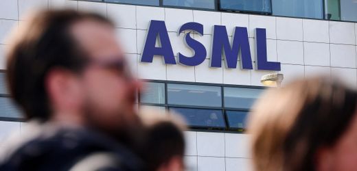 asml:-chipausruster-erhoht-jahresziel-nach-starkem-quartal-–-aktie-schwachelt
