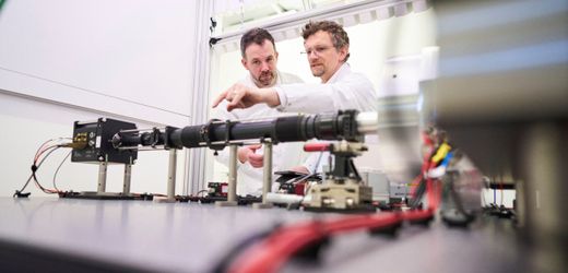 (m+)-lidl-konzern:-schwarz-digits-steigt-bei-quantencomputing-start-up-eleqtron-ein
