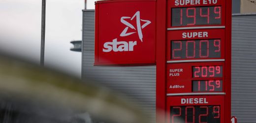 tankrabatt:-verkehrsminister-verteidigt-rabatt-trotz-steigender-spritpreise
