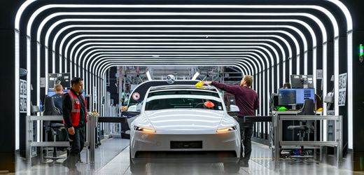 teslawerk-in-grunheide:-elon-musk-will-batteriezellfertigung-in-grunheide-ausbauen