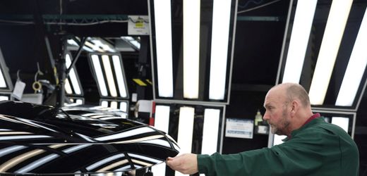 jaguar-land-rover:-gewinn-bricht-um-mehr-als-99-prozent-ein