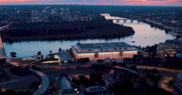 How Trump is reshaping the Kennedy Center, moving away from “woke culture” – CBS News