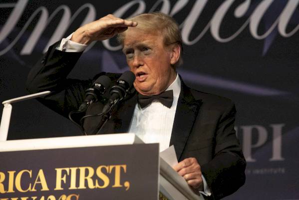 Trump says he and Putin will negotiate to end the war in Ukraine – POLITICO