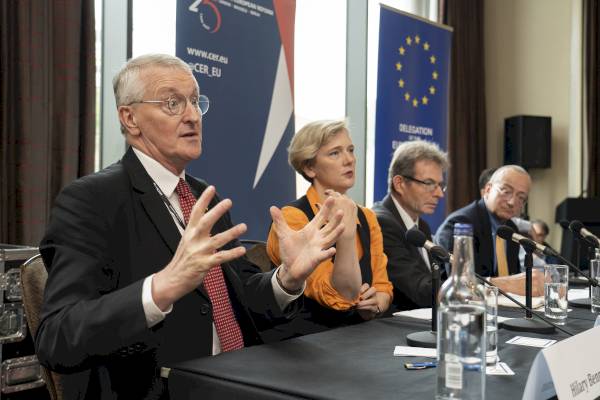 Judge orders Trump administration to unfreeze existing aid programs – Devex