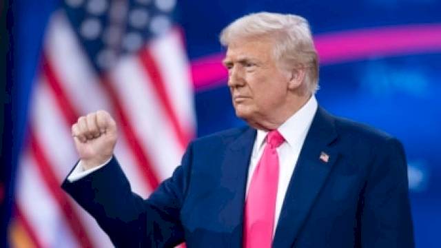 Federal watchdog Trump wants to oust moves to stop firing of 6 probationary workers – Axios