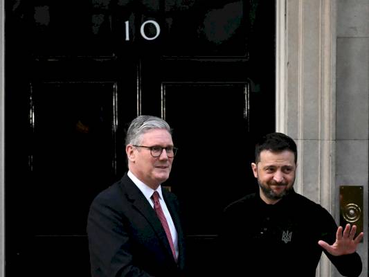 Russia-Ukraine war live: European leaders hold Ukraine talks in London – Al Jazeera English