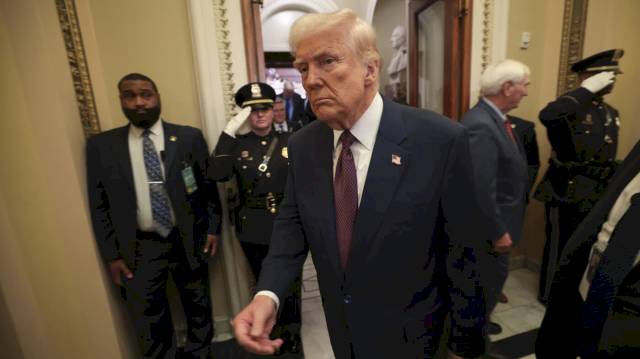 trump-administration-can-remove-head-of-federal-watchdog-agency,-appeals-court-rules-–-npr