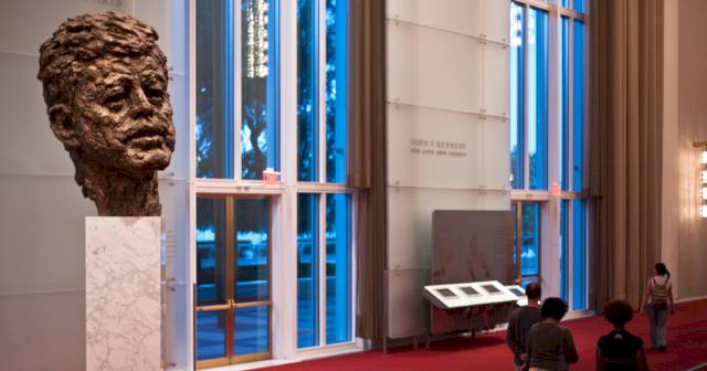 trump’s-kennedy-center-fantasies-are-chasing-away-its-primary-audiences-–-msnbc