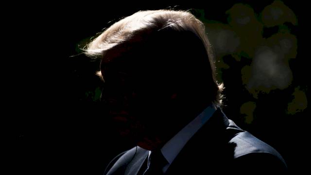 inside-trump’s-“uncomfortable”-breakfast-with-republican-senators-–-axios