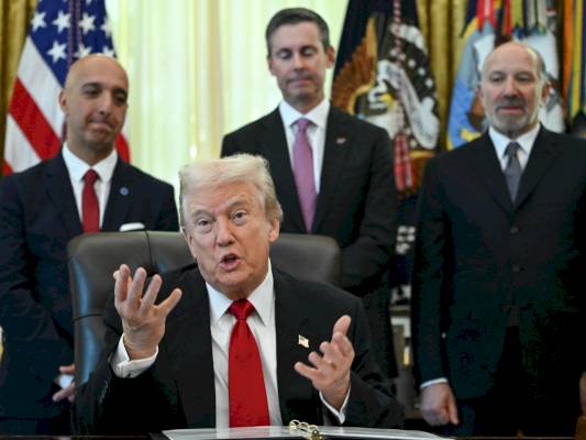 live:-trump-unveils-deal-to-lower-costs-on-obesity-drugs,-expand-coverage-–-al-jazeera