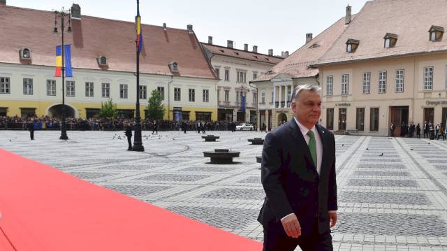 trump-live-updates:-latest-on-orban-meeting-and-snap-benefits-news-–-the-new-york-times