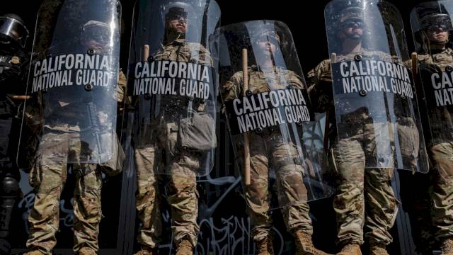 judge-blocks-trump’s-national-guard-deployment-in-la-with-sharp-rebuke-–-npr