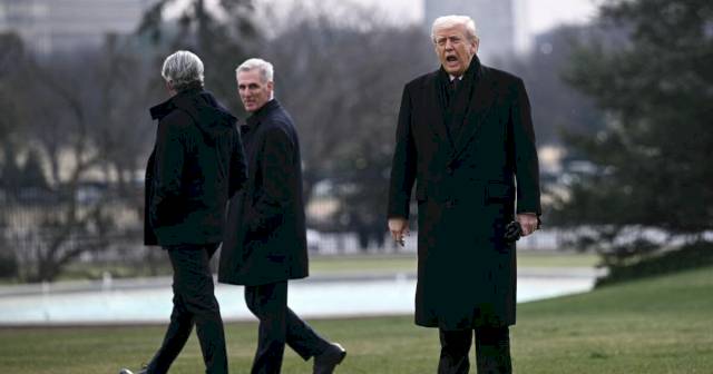 ‘we-want-it-back’:-trump-asserts-us.-claims-to-venezuelan-oil-and-land-–-los-angeles-times