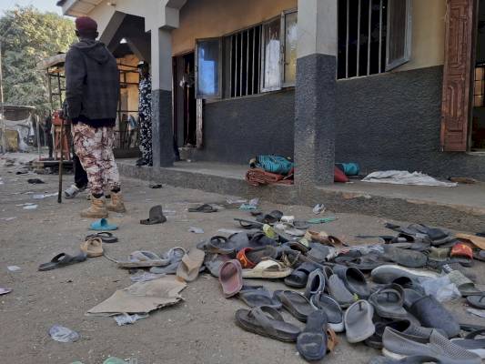 us-bombs-target-isil-in-nigeria:-what’s-really-going-on?-–-al-jazeera