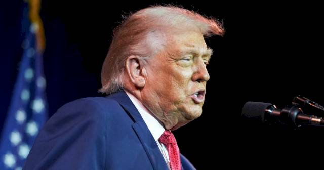 trump-administration-live-updates:-us.-backs-ukraine-security-guarantees-–-nbc-news