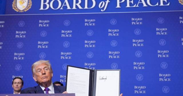 trump-says-us.-will-contribute-$10-billion-to-board-of-peace-–-cbs-news