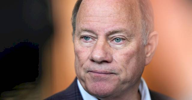 a-former-democrat-and-the-trump-factor-scramble-michigan’s-race-for-governor-–-nbc-news