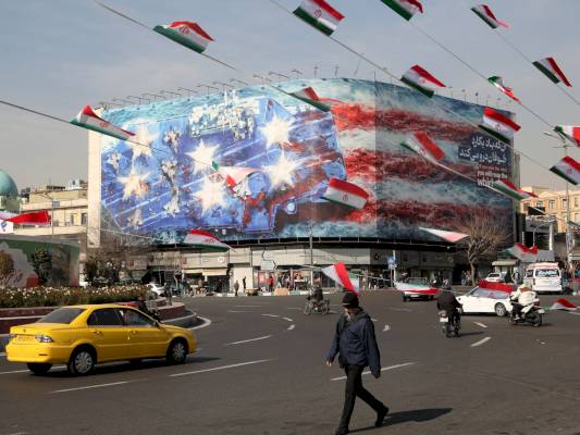 trump-says-talks-with-iran-continuing-as-us-shoots-down-an-iranian-drone-–-al-jazeera