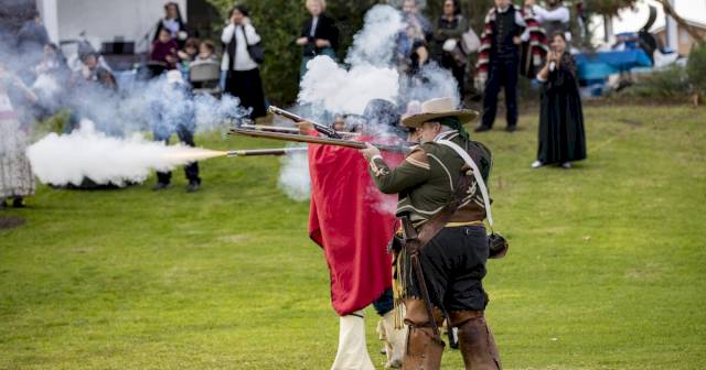 commentary:-petty-trump-spikes-football-over-nearly-200-year-old-mexican-american-war-–-latimes.com