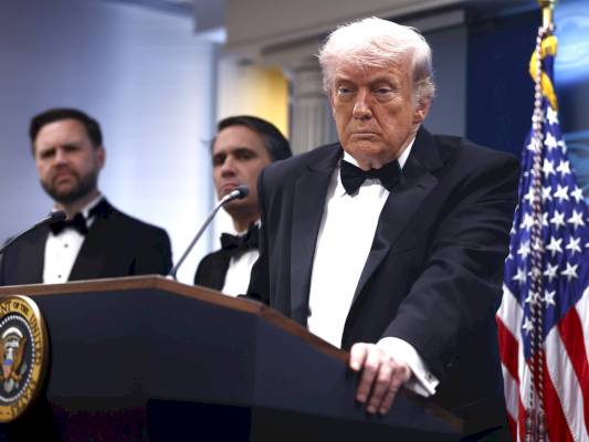 Accused shooter was targeting Trump and US officials, authorities say – Al Jazeera