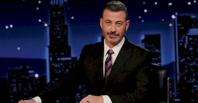 Jimmy Kimmel defends himself after Donald and Melania Trump call for him to be fired – CBS News