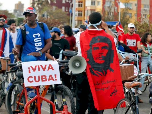 US Senate blocks bid to stop Trump using military against Cuba – Al Jazeera