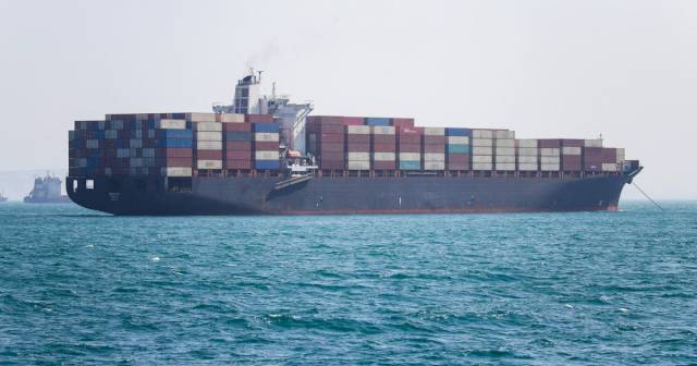 us.-and-iran-trade-fire-and-threats-as-trump’s-bid-to-open-hormuz-rattles-truce-–-nbc-news
