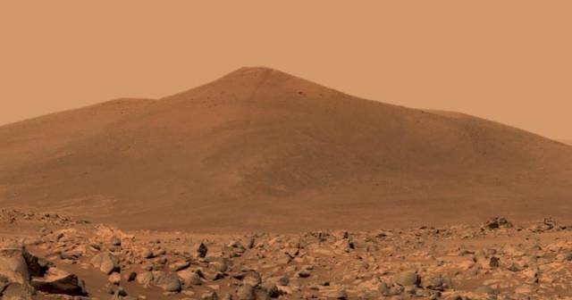 are-trump-and-musk-giving-up-on-mars?-why-nasa-and-spacex-may-be-moving-on-–-nbc-news