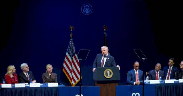 for-trump’s-commission-on-religion,-‘there-is-no-separation-of-church-and-state’-–-los-angeles-times
