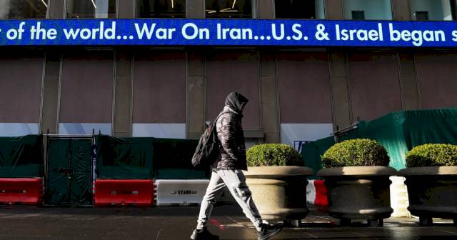 opinion-|-trump-and-fox-news-are-trapped-in-a-doom-loop-on-iran-–-ms-now