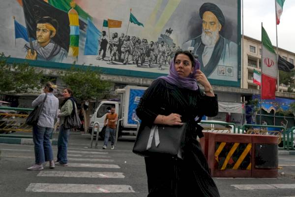 trump-says-not-to-rush-as-details-emerge-of-a-potential-iran-deal-–-ap-news